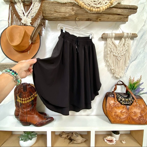 Sweet BREEZY & Super comfy high waisted every day Lululemon BOHO skirt 🦋✨ - Picture 5 of 16